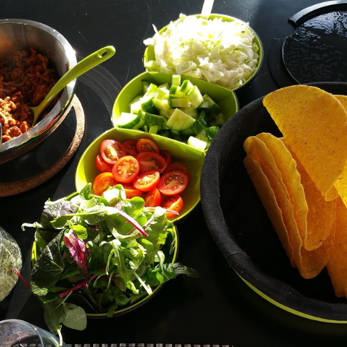 Tacos med sommersalat og oksekød opskrift